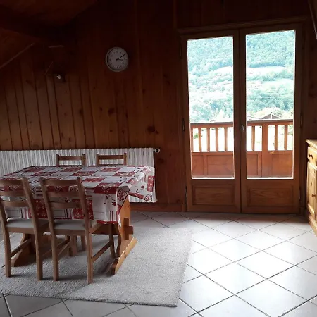 Dans Maison
